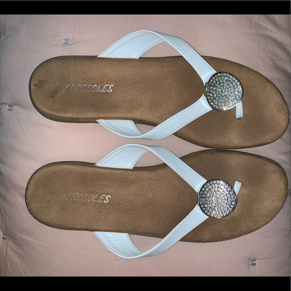 •Aerosoles sandals